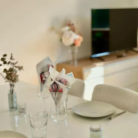 Schickes Wohnen In Lage Lejlighed